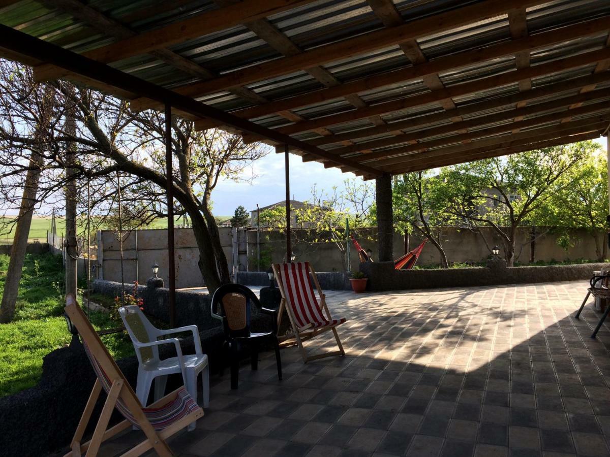 Mamuka'S Guesthouse Udabno Bagian luar foto